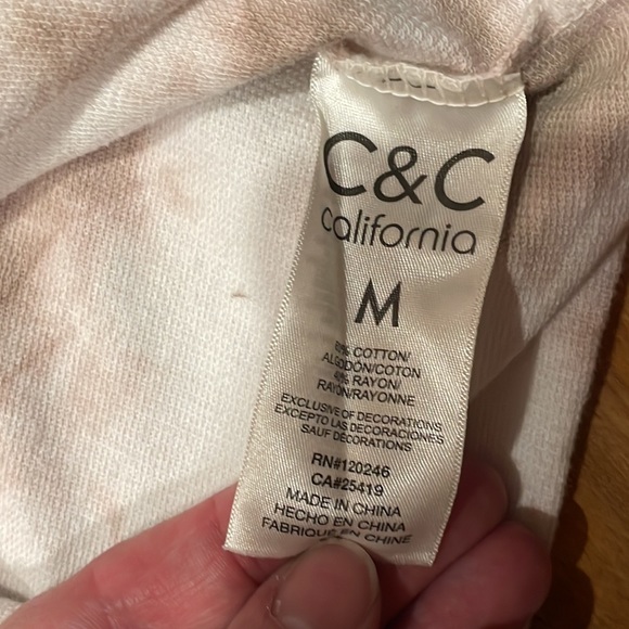 Size medium C&C California tie-dyed shirt - Picture 3 of 8